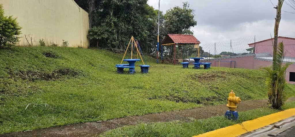 LOTE en Condominio, Mercedes Sur, muy cerca de San Joaquín de HEREDIA - Imagen 5