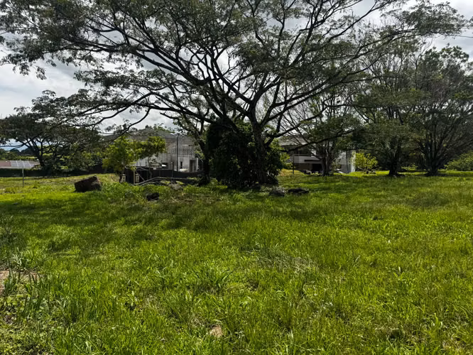 ¡OPORTUNIDAD! SE VENDE LOTE  EN CONDOMINIO HACIENDA ESPINAL, ALAJUELA