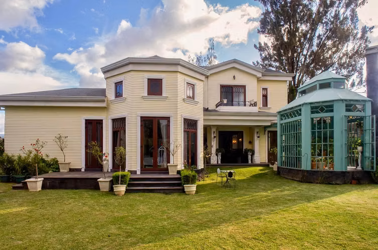 Victorian Garden House