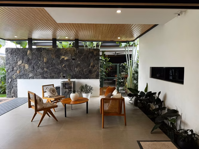 SE VENDE CASA EN CONDOMINIO FRANCOSTA, HEREDIA
