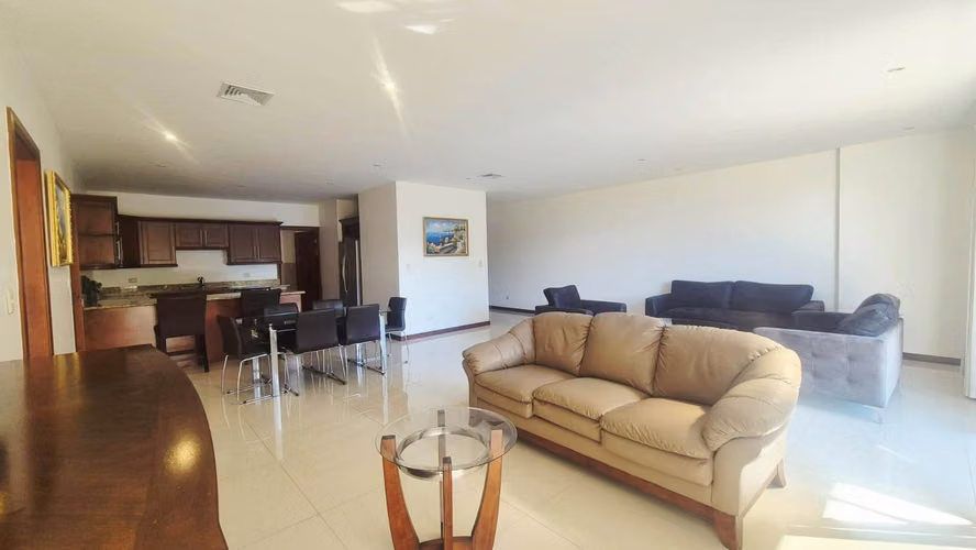 ESCAZU! LUJOSO APARTAMENTO AMUEBLADO DE de 2HAB/2.5 BAÑOS /2PARQUEOS - Imagen 4