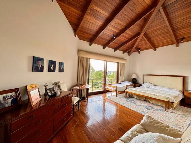 The Lake view house