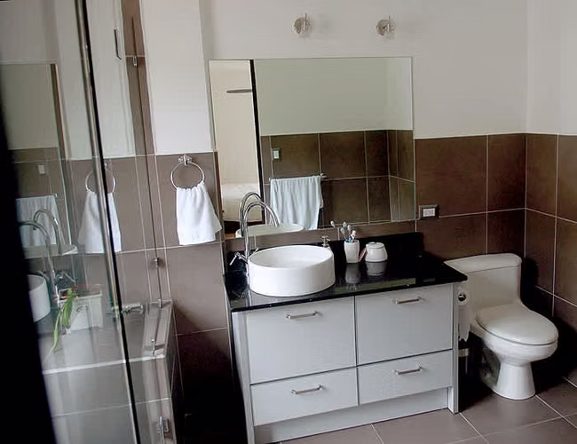Escazú, lindas vistas, seguridad, con muebles - Imagen 16