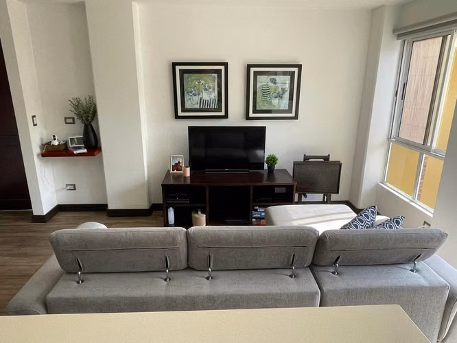 Escazú, lindas vistas, seguridad, con muebles - Imagen 15