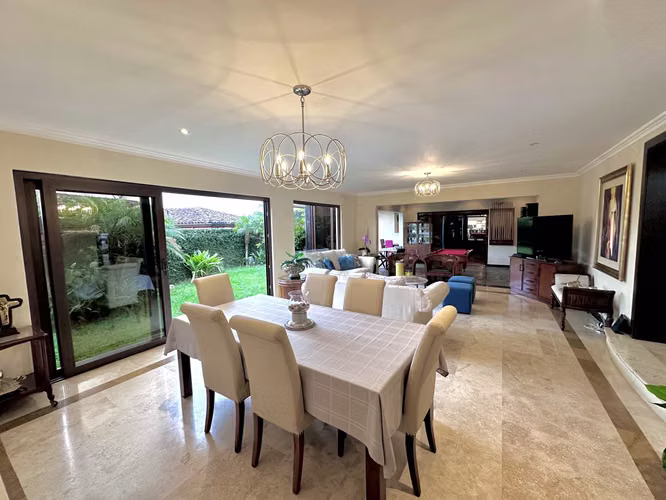 SE VENDE CASA EN ESCAZU JABONCILLOS $685000
