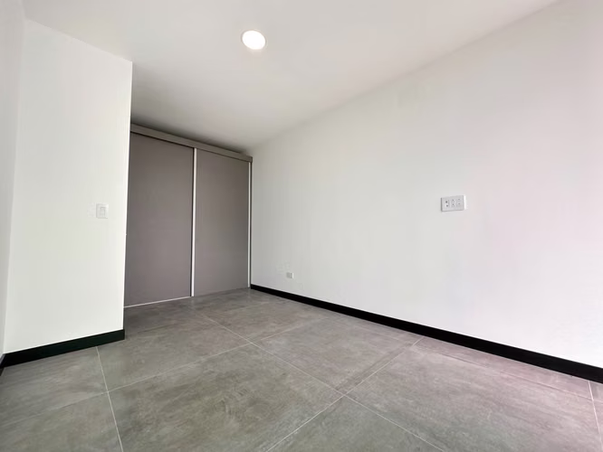 Alquiler de moderna casa con espectaculares vistas en Escazú - Imagen 14