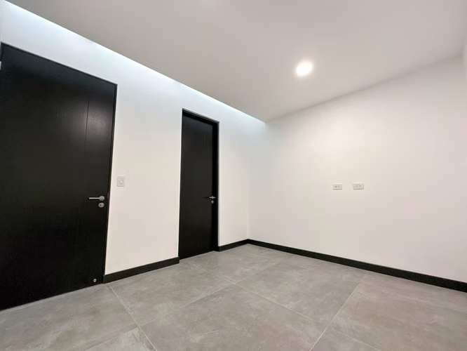 Alquiler de moderna casa con espectaculares vistas en Escazú - Imagen 19