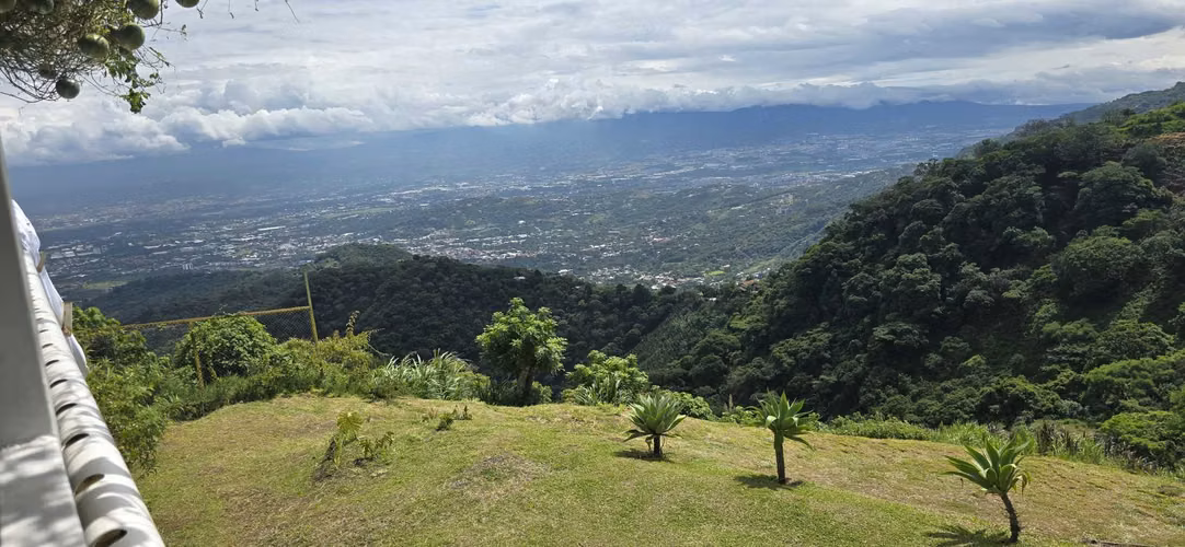 OPORTUNIDAD UNICA CON LA MEJOR VISTA DE TODO SANTA ANA Y AL MEJOR PRECIO - Imagen 3