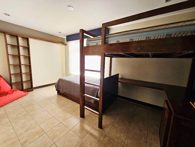 Vendo casa independiente en La Angelina Cartago