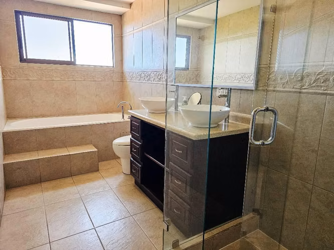 Vendo casa independiente en La Angelina Cartago