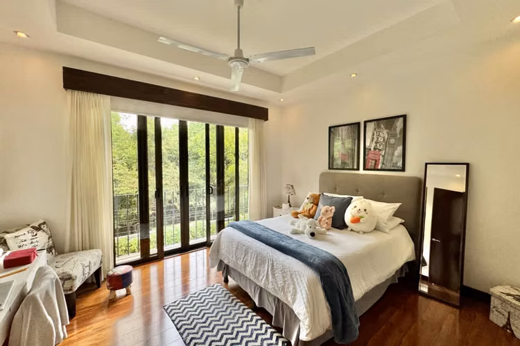Venta de casa en Santa Ana, Hacienda del Sol