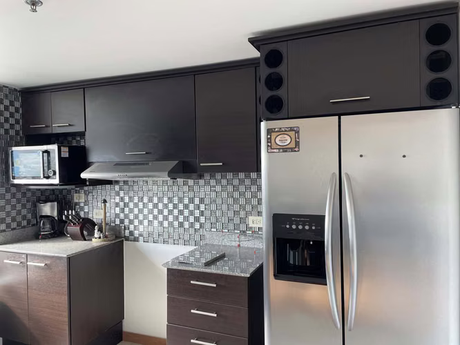 APARTAMENTO SEMI-AMUEBLADO VENTA CONDOM 6-30 SAN JOSÉ JV391