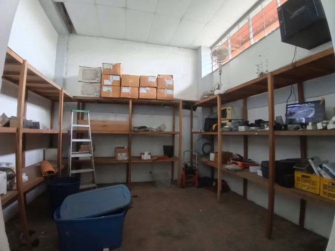 ALQUILER DE BODEGA EN ALAJUELA CON USO DE SUELO INDUSTRIAL - Imagen 4