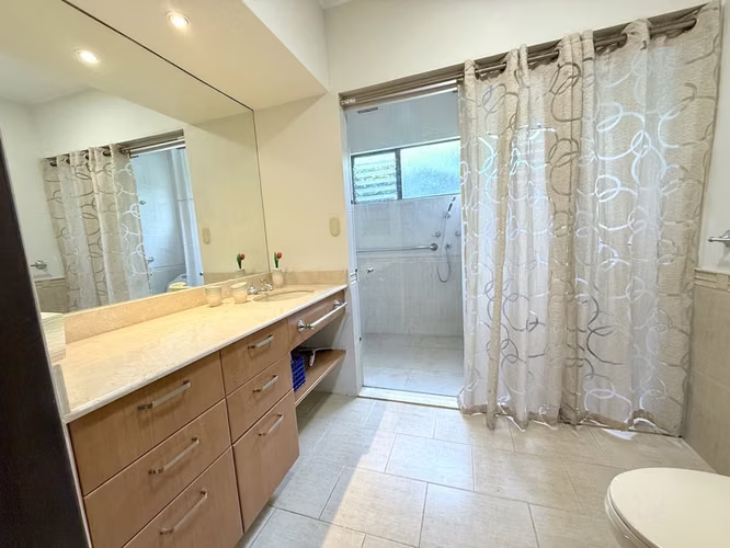 Ahora a Precio de Oportunidad! Casa de Una Planta en Condominio Exclusivo en Santa Ana ID24250