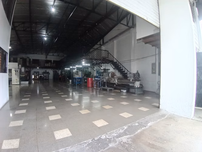 BODEGA EN ALQUILER EN LA URUCA, SAN JOSE CON TRIFASICA