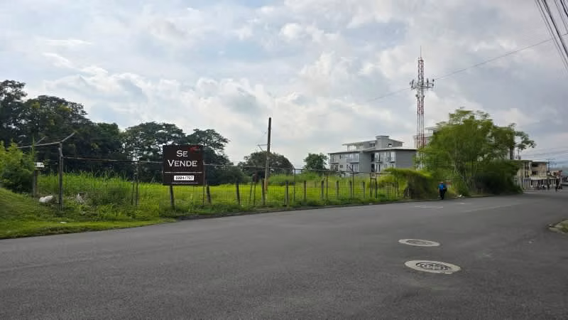 Venta de lote en Pavas, San José, Costa Rica. Excelente ubicación
