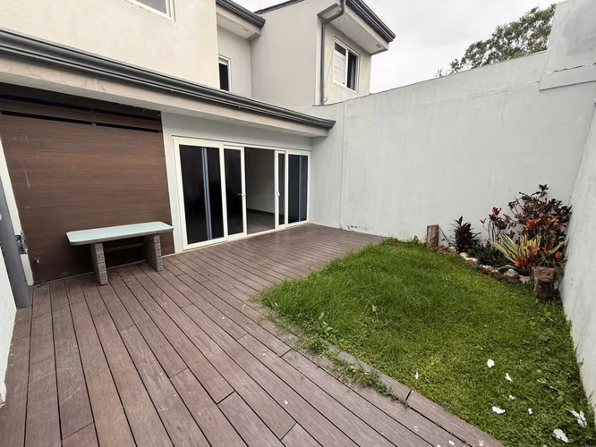 ALQUILER DE CASA EN RIO PALMA, GUACHIPELÍN* - Imagen 2