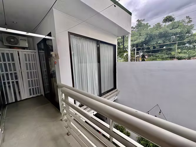 ESCAZU! HERMOSA Y AMPLIA CASA DE 3 HABITACIONES + OFICINA + 2 PARQUEOS