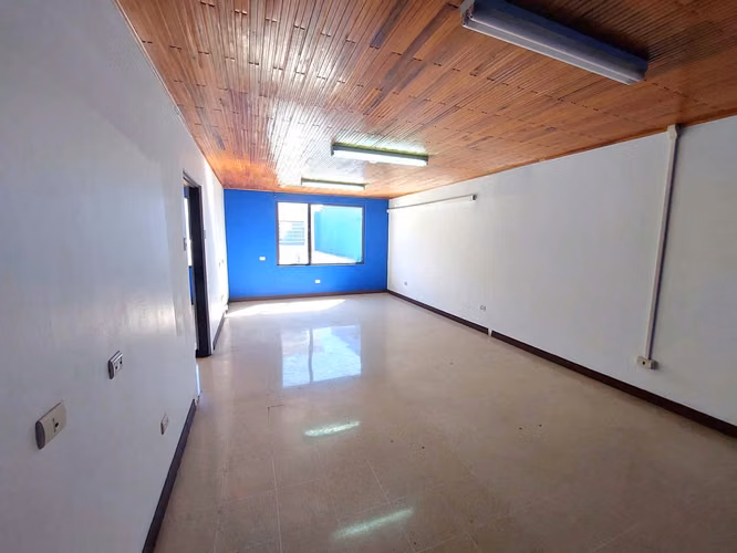 Edificio Comercial: San José: Ideal para Oficinas, Condos o Inversión Mixta: 2.166 m²