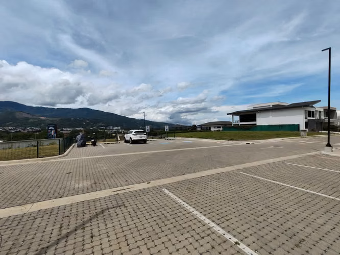 Lote en venta, Santa Ana, Condominio Vista Real. - Imagen 11