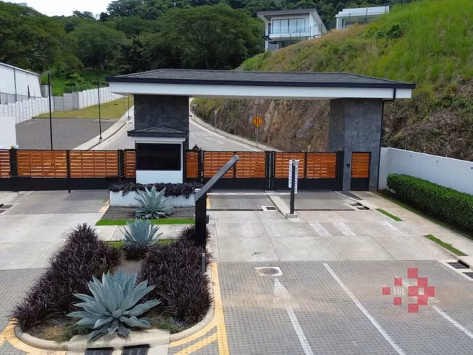 Lote en venta, Santa Ana, Condominio Vista Real. - Imagen 2