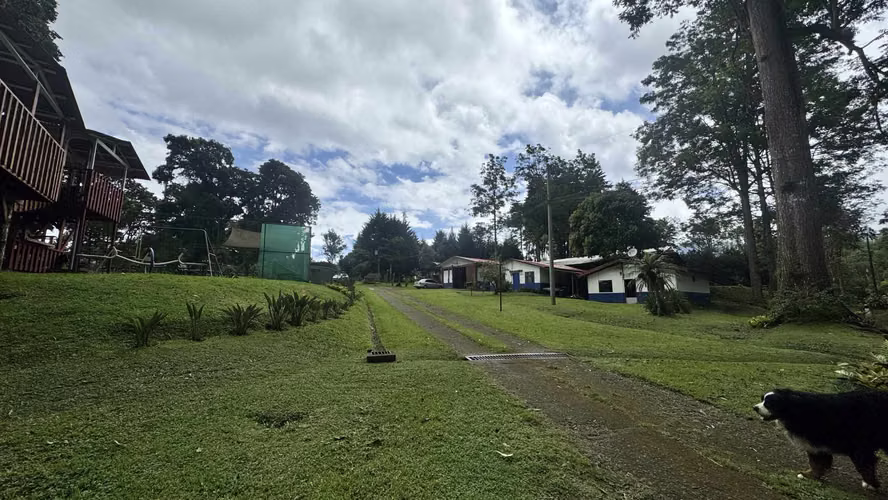 Alquiler de Casa de Lujo en San Rafael, Montes de Oca (AD)