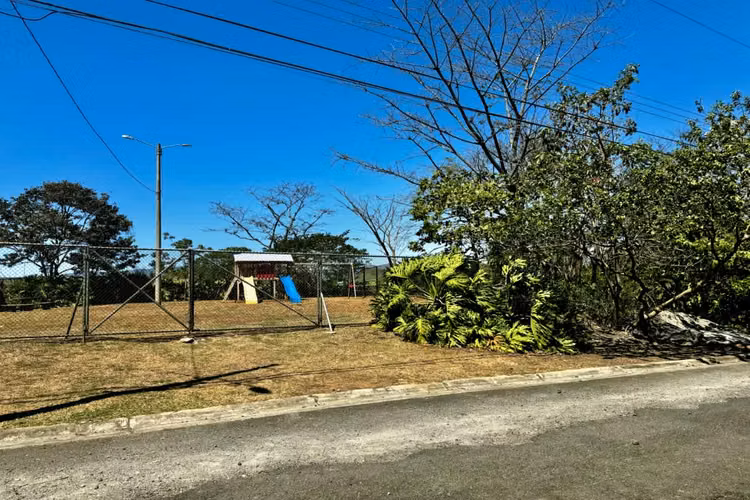 Venta de terreno en La Garita, Condominio Lomas de Hidalgo