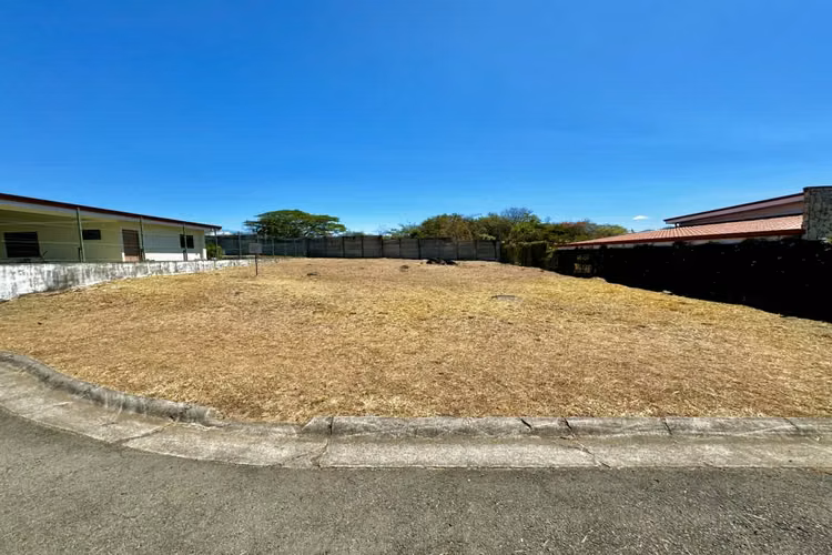 Venta de terreno en La Garita, Condominio Lomas de Hidalgo