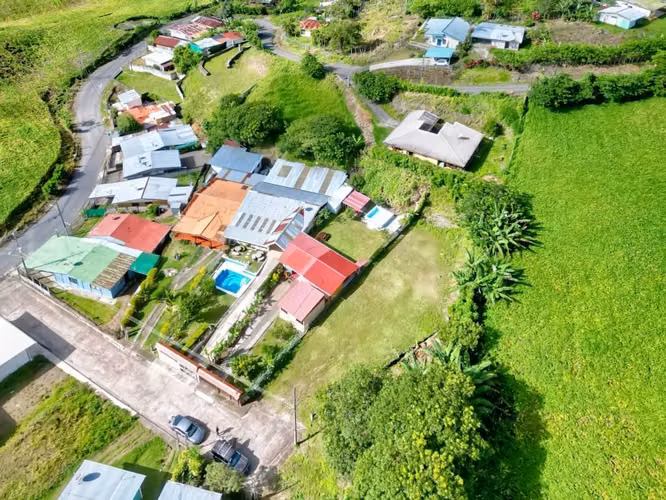 Venta de Lote Esquinero en Santiago de Paraíso - Imagen 3