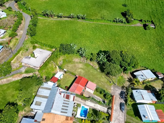 Venta de Lote Esquinero en Santiago de Paraíso - Imagen 9