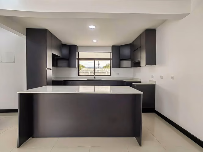 Venta de Casa en Condominio El Cedro, La Lima, Cartago - Imagen 7