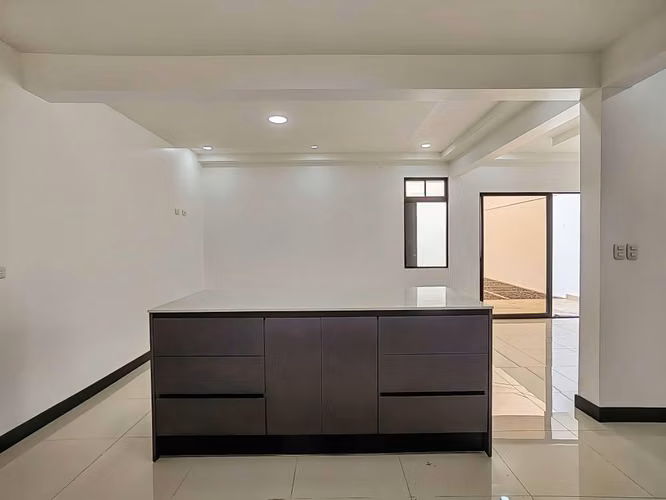 Venta de Casa en Condominio El Cedro, La Lima, Cartago - Imagen 9