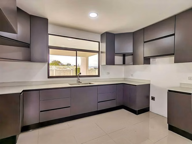 Venta de Casa en Condominio El Cedro, La Lima, Cartago - Imagen 8