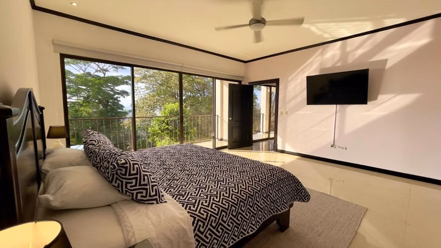 Venta Casa en  Puntarenas Punta Leona | Vista al Mar y Piscina Privada | ¡REBAJADA!