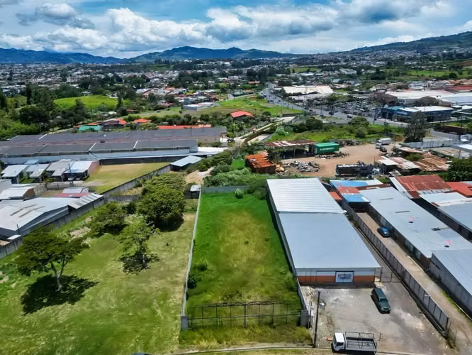Lote en Venta en Paraíso de Cartago (uso mixto) - Imagen 4