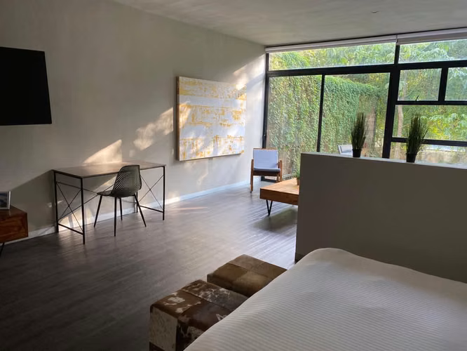 Apartamento moderno ubicado en Santa Ana. Amoblado y con jardín privado. - Imagen 8