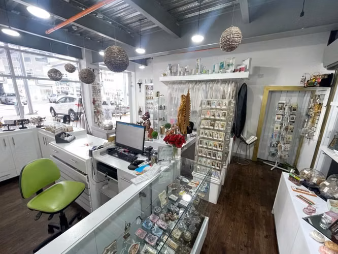 VENTA DE LOCAL MODERNO POR CITY PLACE Y LA CRUZ ROJA - Imagen 3