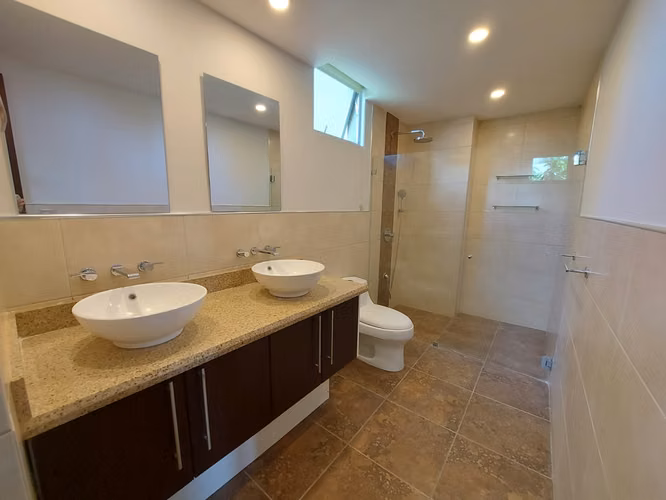 ALQUILER DE APARTAMENTO CON LÍNEA BLANCA, GUACHIPELÍN* - Imagen 8