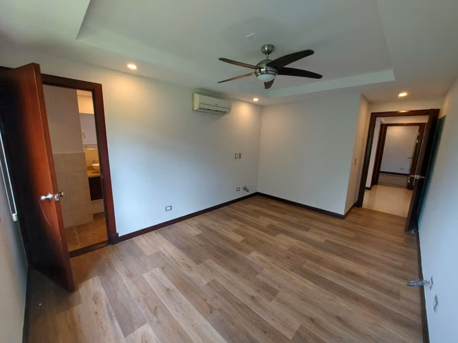 ALQUILER DE APARTAMENTO CON LÍNEA BLANCA, GUACHIPELÍN* - Imagen 10