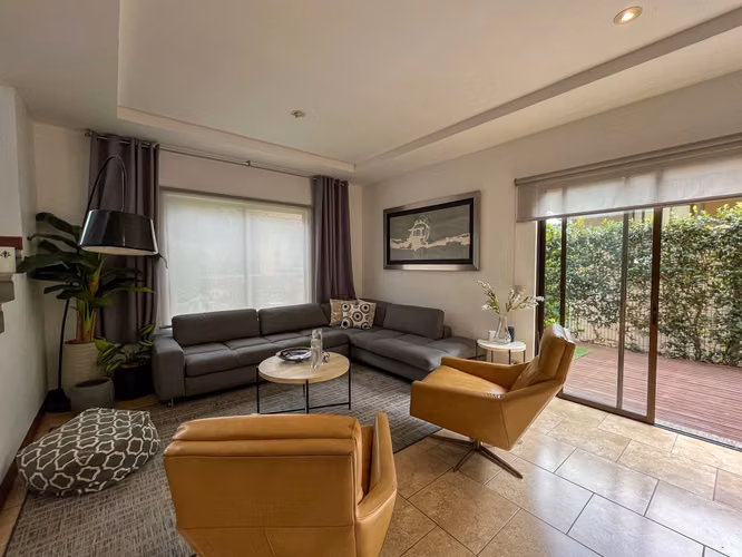 SE VENDE, Ciudad Colón – rodeada de naturaleza y seguridad 24/7 - Imagen 4