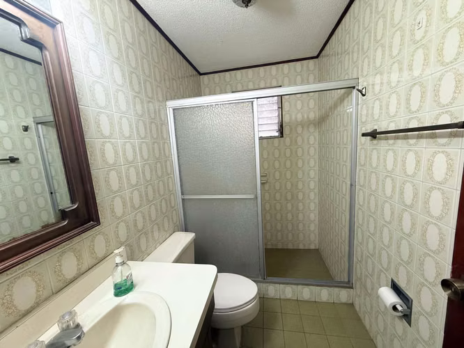 Se vende Casa Rohrmoser 3 habitaciones - 2.5 baños