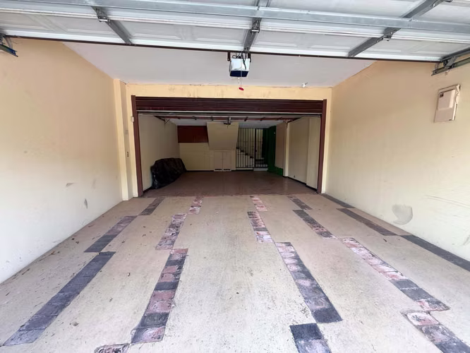 Se vende Casa Rohrmoser 3 habitaciones - 2.5 baños