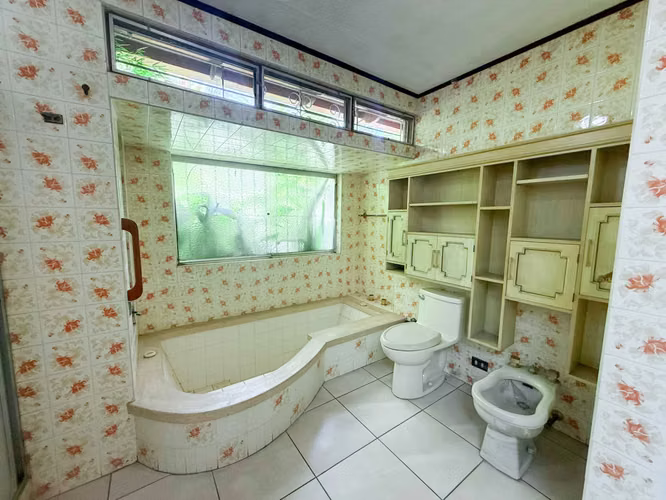 Se vende Casa Rohrmoser 3 habitaciones - 2.5 baños