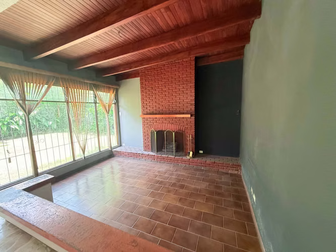 Se vende Casa Rohrmoser 3 habitaciones - 2.5 baños