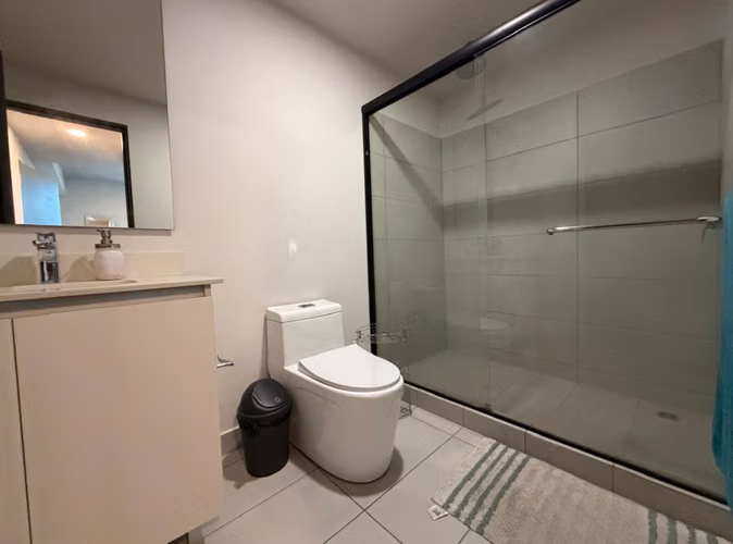 Se alquila apartamento contemporáneo en Torre Secret Sabana - Imagen 10