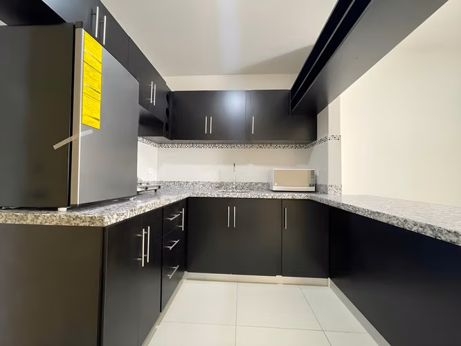 VENTA DE EDIFICIO CON 6 APARTAMENTOS – PAVAS CENTRO