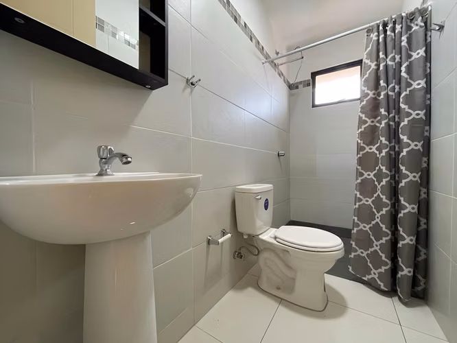 VENTA DE EDIFICIO CON 6 APARTAMENTOS – PAVAS CENTRO