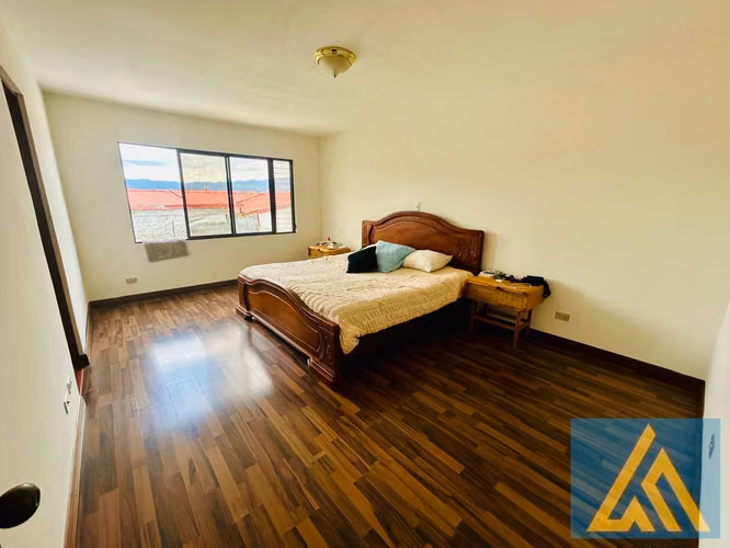Oportunidad de Inversión: Casas dúplex en Curridabat – Residencial El Prado