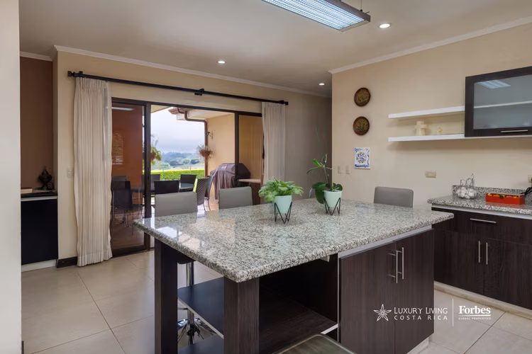 21071 - Villa de Lujo en Santa Bárbara, Vista Panorámica, gran Terreno