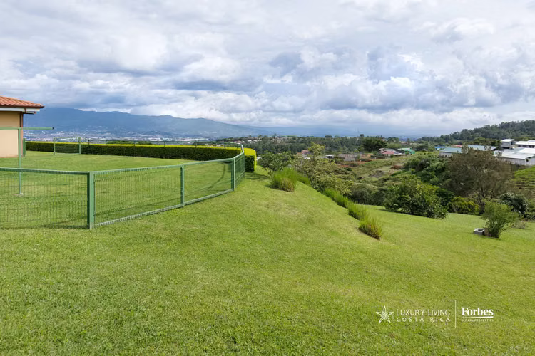 21071 - Villa de Lujo en Santa Bárbara, Vista Panorámica, gran Terreno